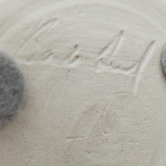 Burb Land Pottery Trumpet Vase Earring Holder Jewelry Organizer Signed 4" H Deco - Picture 6 of 15